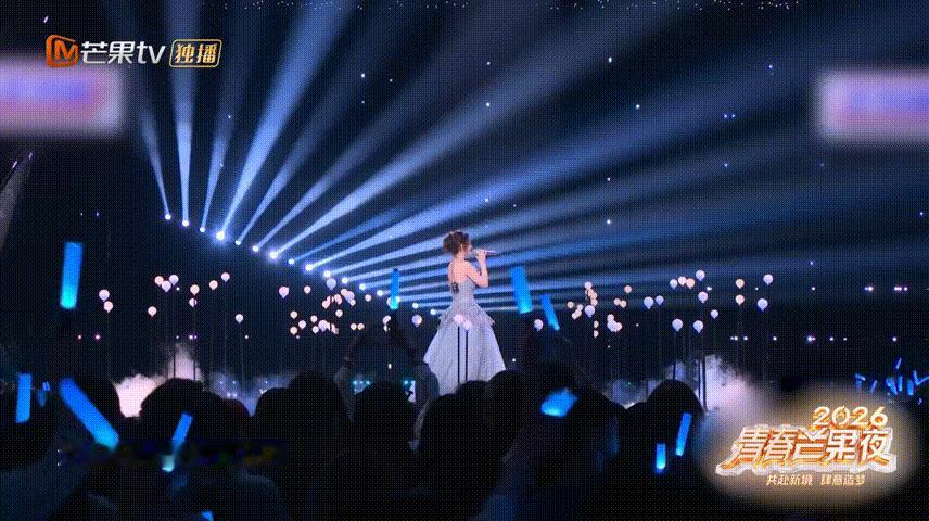 李小冉说终于唱了想唱的歌李小冉大vocal限时返场回到熟悉的录制棚，想必李小冉心