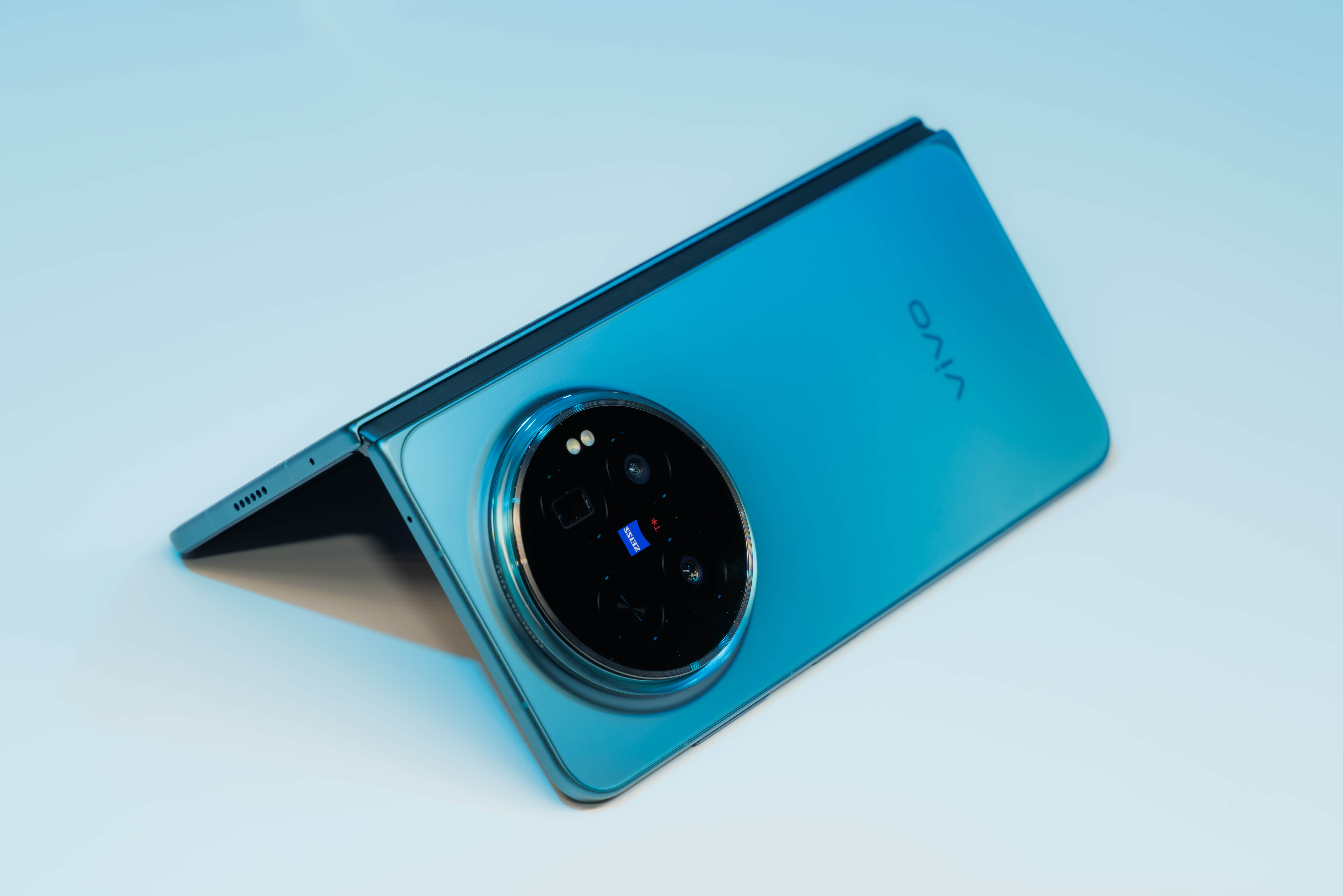 我眼中当下综合最强的折叠屏旗舰vivo X Fold6要来了，设计、硬件参数、体
