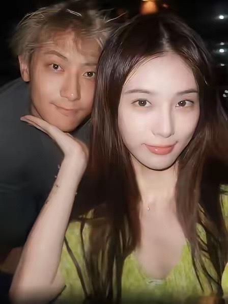 突然想明白一件事怎么没人发现徐艺洋怀孕我去问了妇产科的朋友，她一句话把我点醒了。