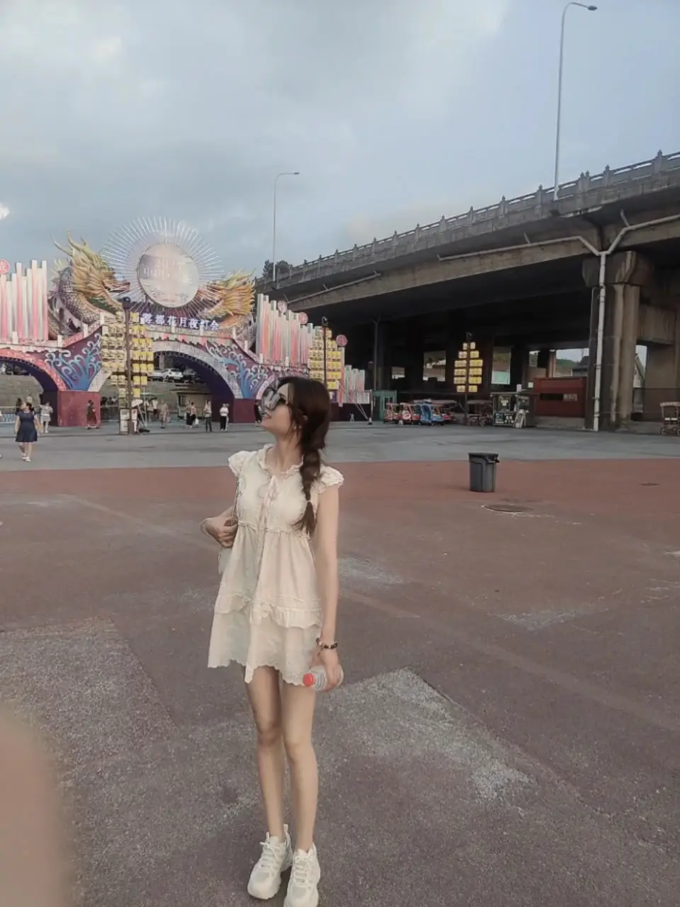 好想再年轻一次，带着现在的脑子，带着现在的阅历，带着现在的通透