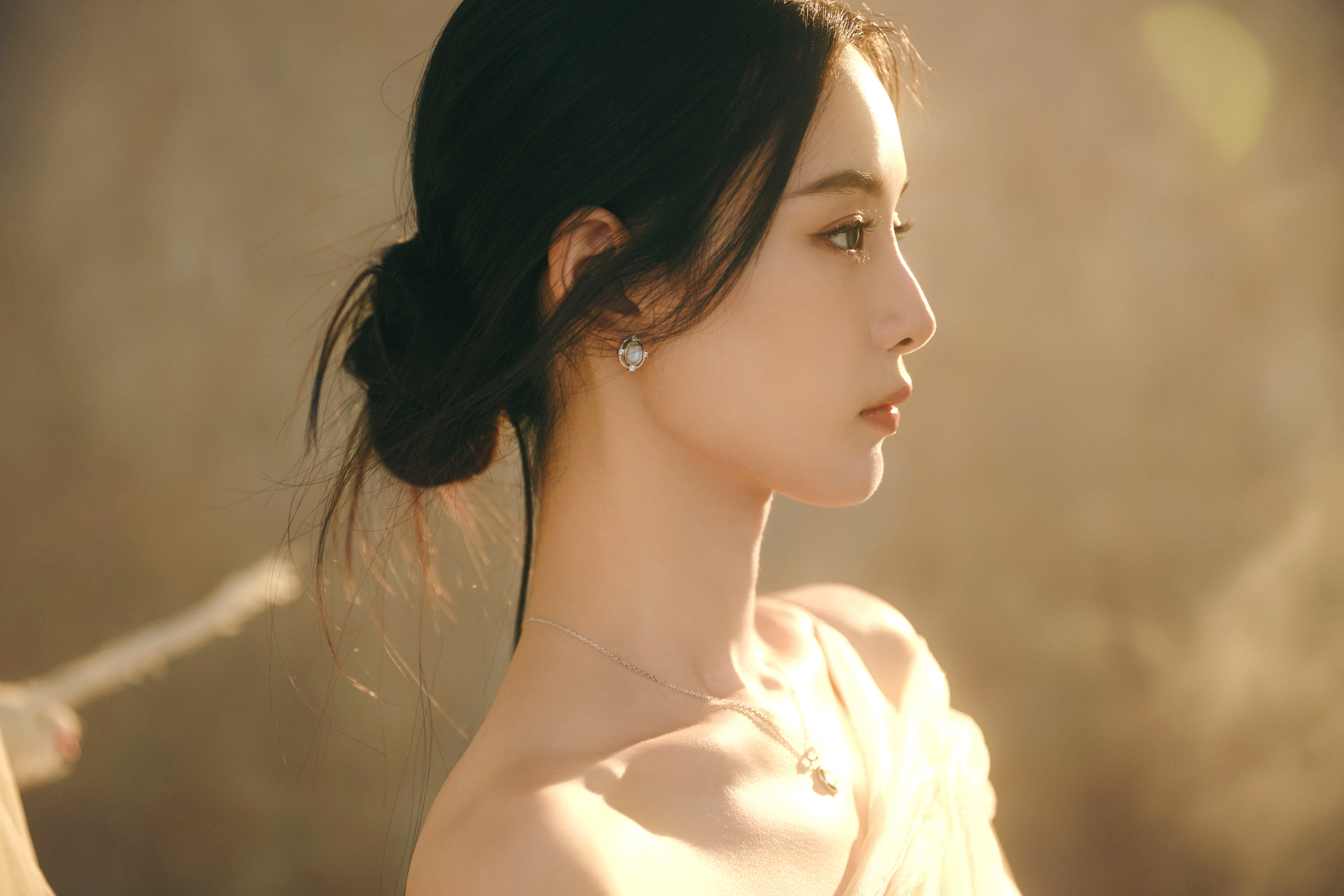 徐艺洋 美丽的新娘 黄子韬谢谢徐艺洋的惊喜黄子韬给徐艺洋戴黄金皇冠 ​​​