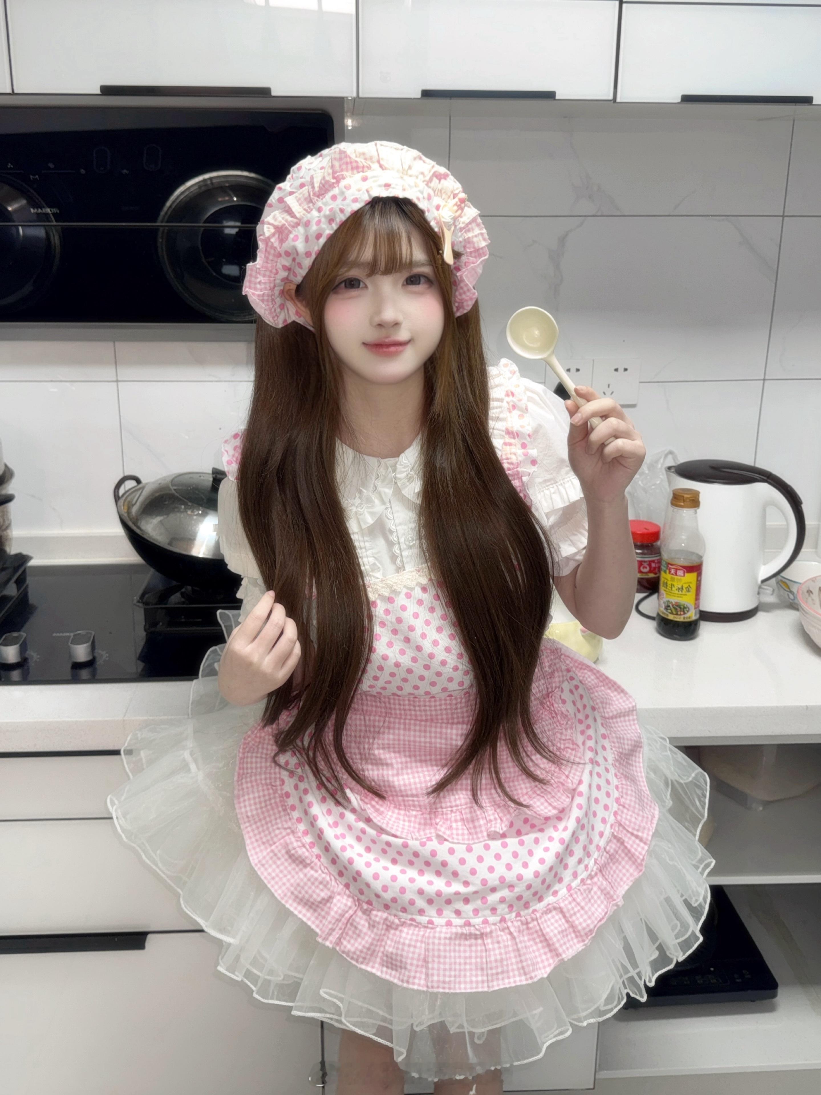 👩🏻‍🍳 ​​​