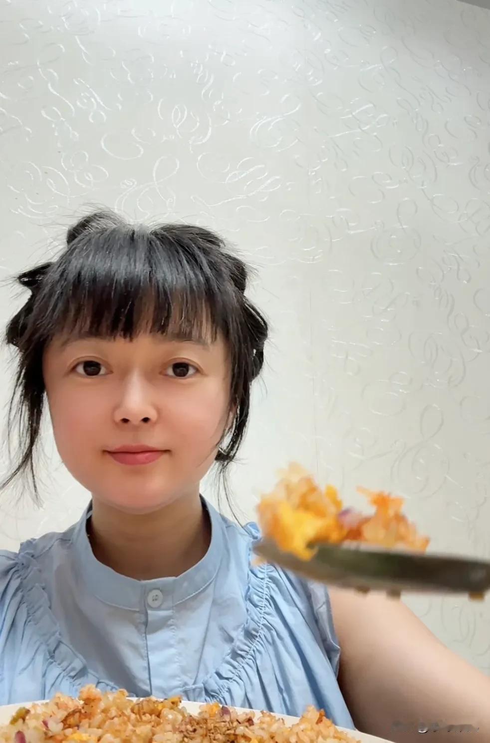 38岁单身未婚，没有对象，也没有孩子一个人生活，今年突然有一个想法，想要一个人去