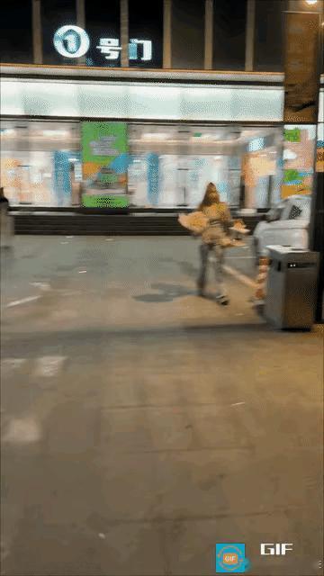 这个蛋糕不正经啊？