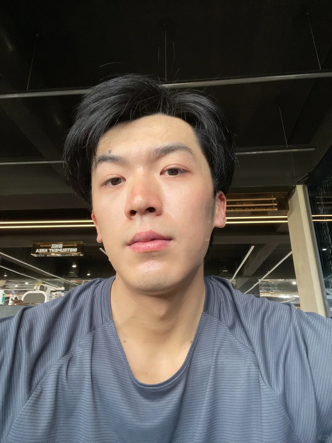 不是扎胎就是扎胎路上