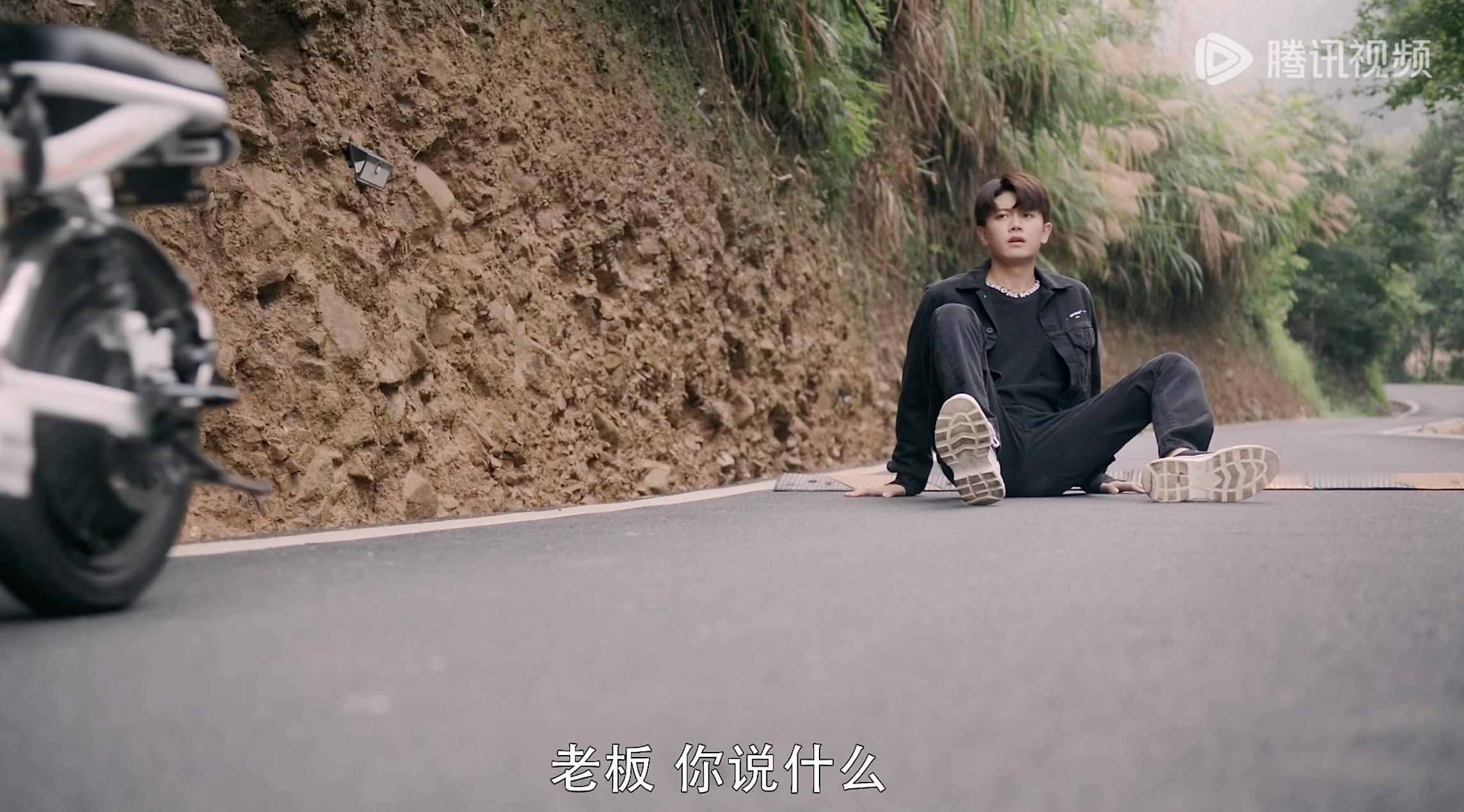 任嘉伦任嘉伦顾川任嘉伦乌鸦小姐与蜥蜴先生 这个顾川老板挺惨啊