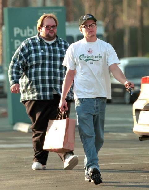 Leonardo DiCaprio - 看鞋底踩鞋子名人上脚款  鞋控的日常  