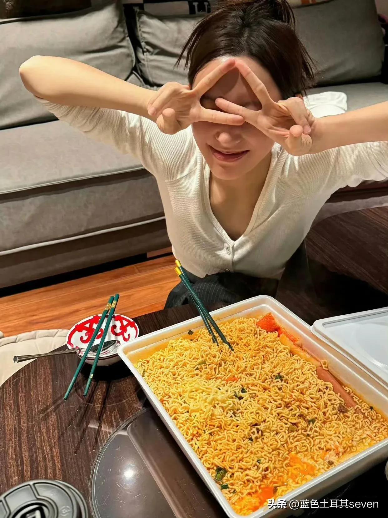 程潇伙食挺不错的哈