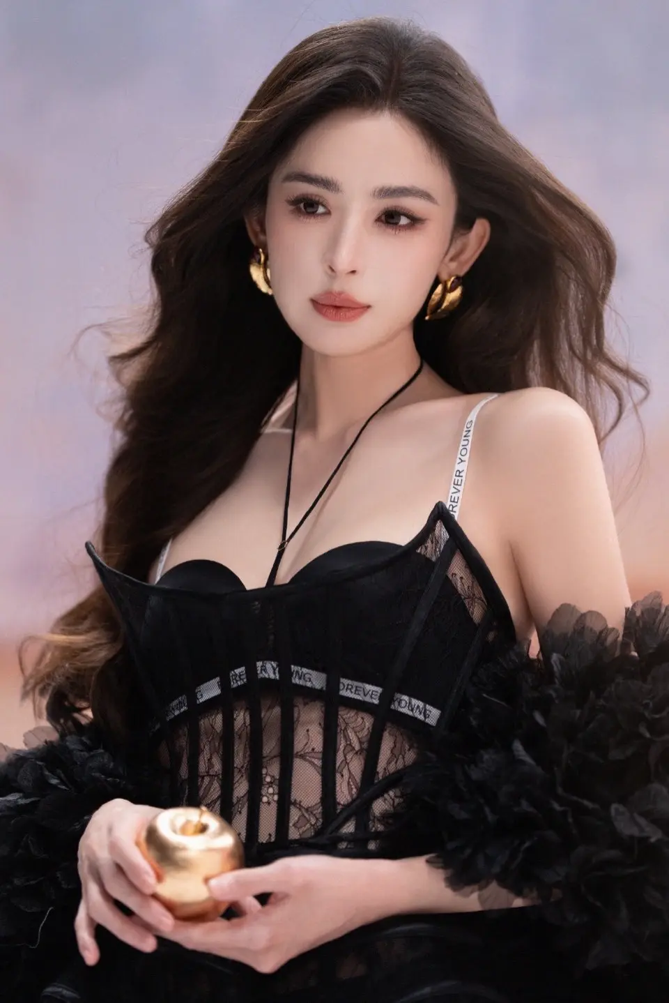 娜扎。