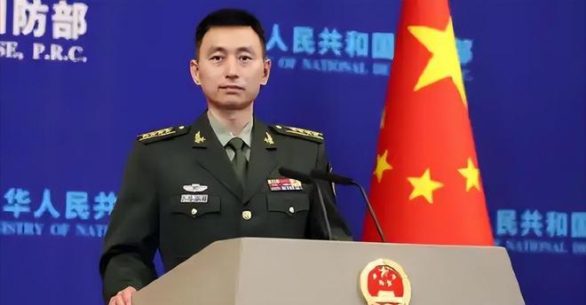 动真格了：南海发生激烈对峙，中方驱离荷兰军舰，通报罕见写明电子干扰！
 
据南部