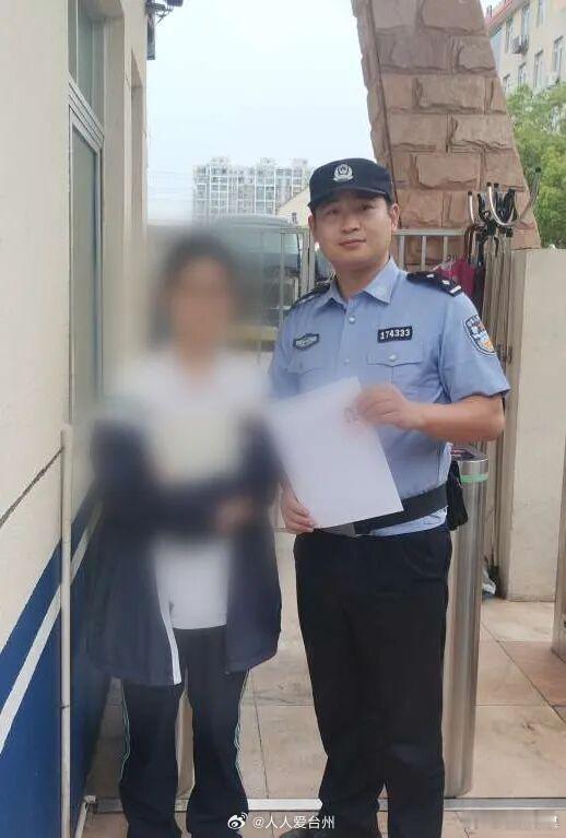 【圆满“交卷”！高考收官台州公安平安守护不落幕 】高考期间，台州椒江4个考点外执