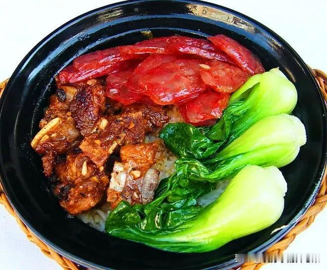 深圳美食之七
         
              ——煲仔饭

以米