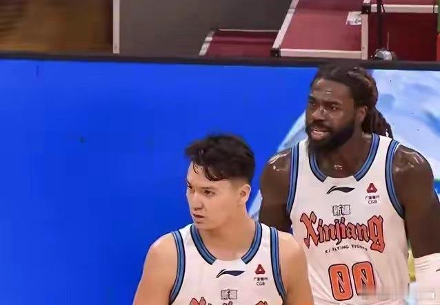 4月11日19:35，CBA常规赛收官夜5战同开，CCTV5+直播山西vs新疆。