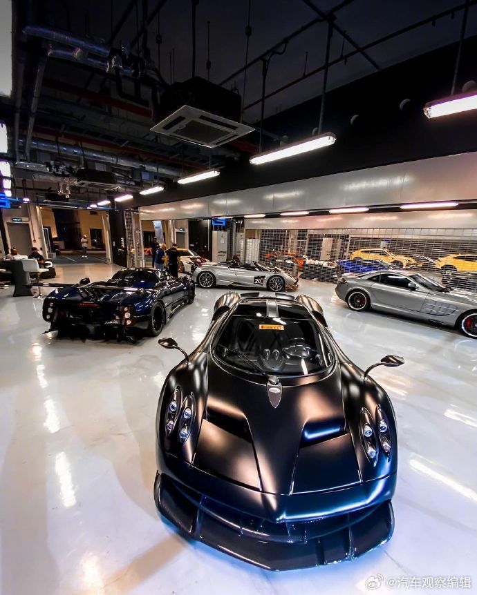 帕加尼Pagani Huayra / Zonda，这颜色也太亮了！汽车