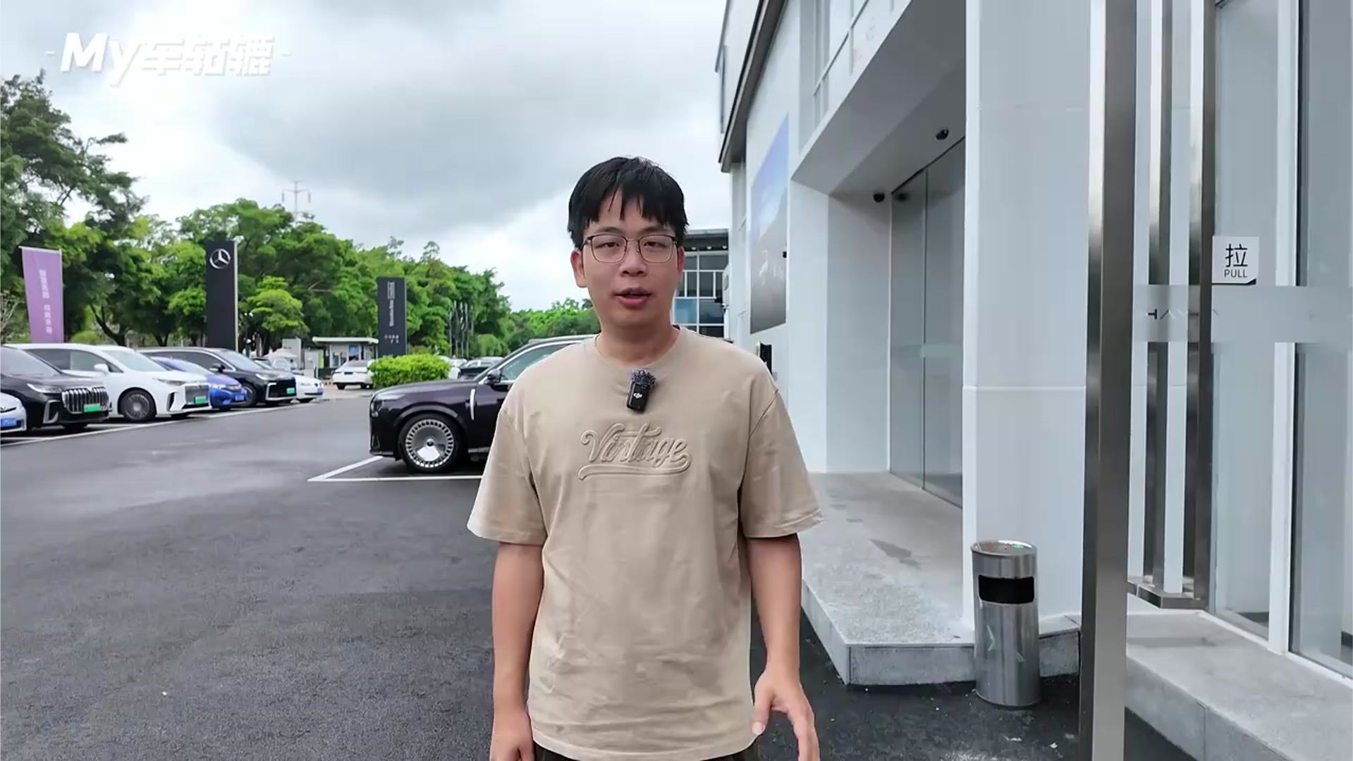 回顾：岚图泰山X8提车日记，30万真能解锁一台百万级豪华全地形SU