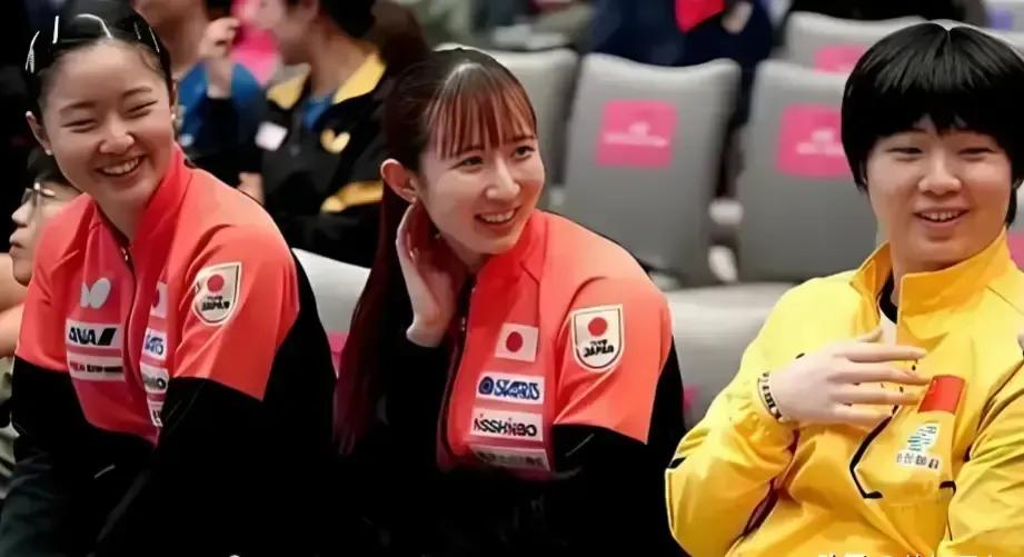 11日下午WTT总决赛：4强赛对阵诞生国乒劲敌0-4惨败蒯曼肩负重任
日乒护旗手