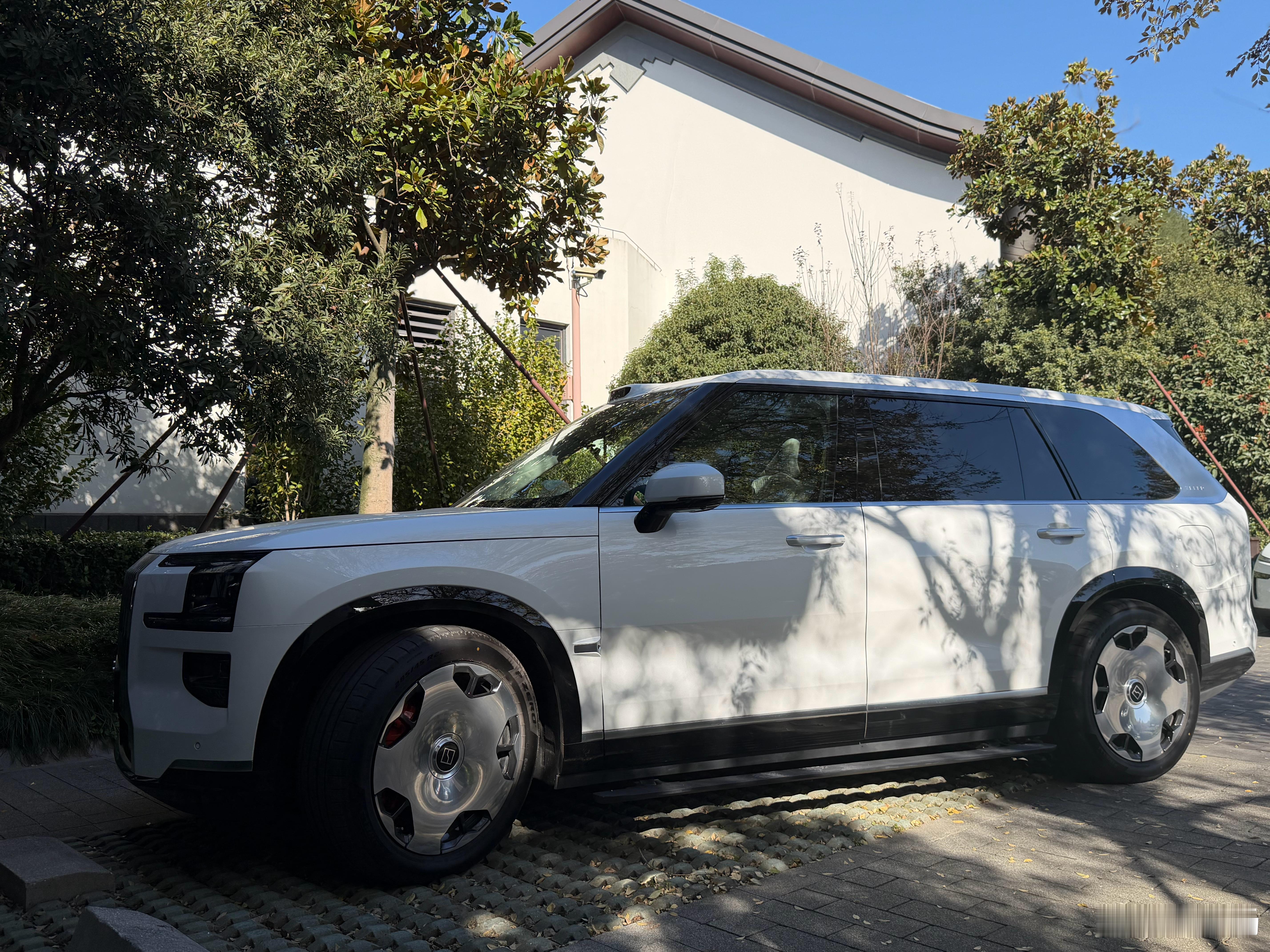 中午11.11分准时抖音 恢复直播，聊聊你对极氪8x的期待极氪极氪极氪9x