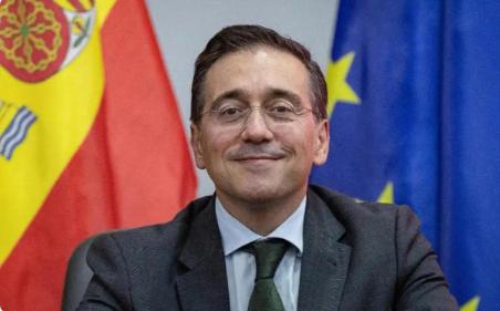 西方阵营彻底分裂！西班牙硬刚美国拒交基地，白宫公然造谣被当场打脸！美伊冲突持续升