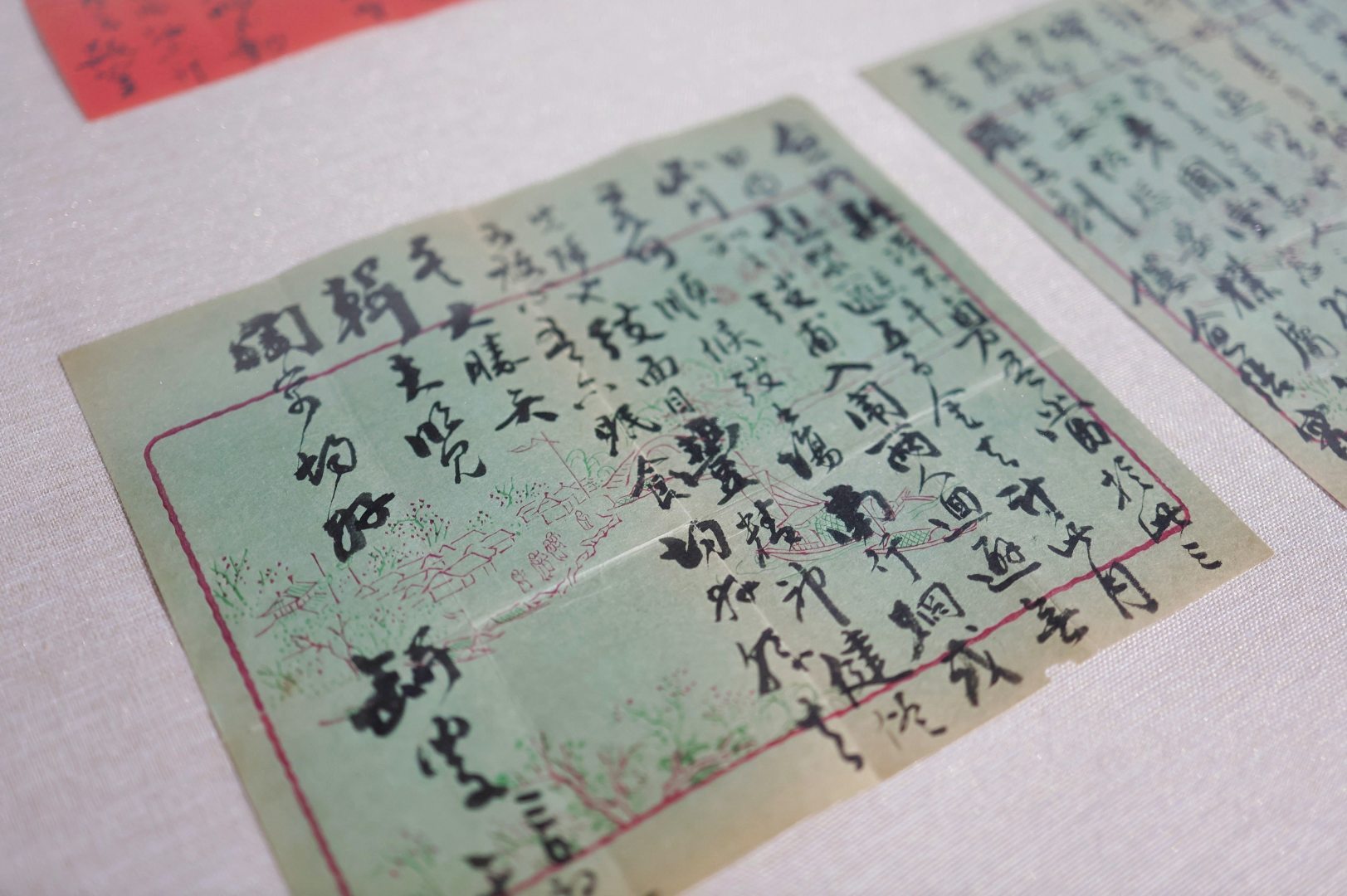 这种展览，其实挺适合假期去看看，不一定非要懂历史，但走进去以后，会觉得一座城市的