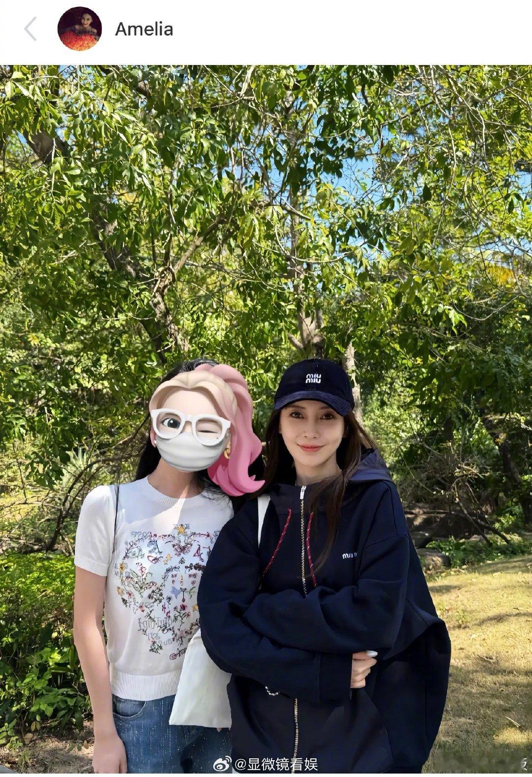 网友在广东偶遇Angelababy 网友偶遇并晒出合照，怎么随便一张合照都这么美