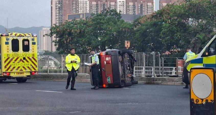香港沙田发生交通意外。今日（3日）凌晨5时许，一辆的士沿沙田围路行驶，当左转入大