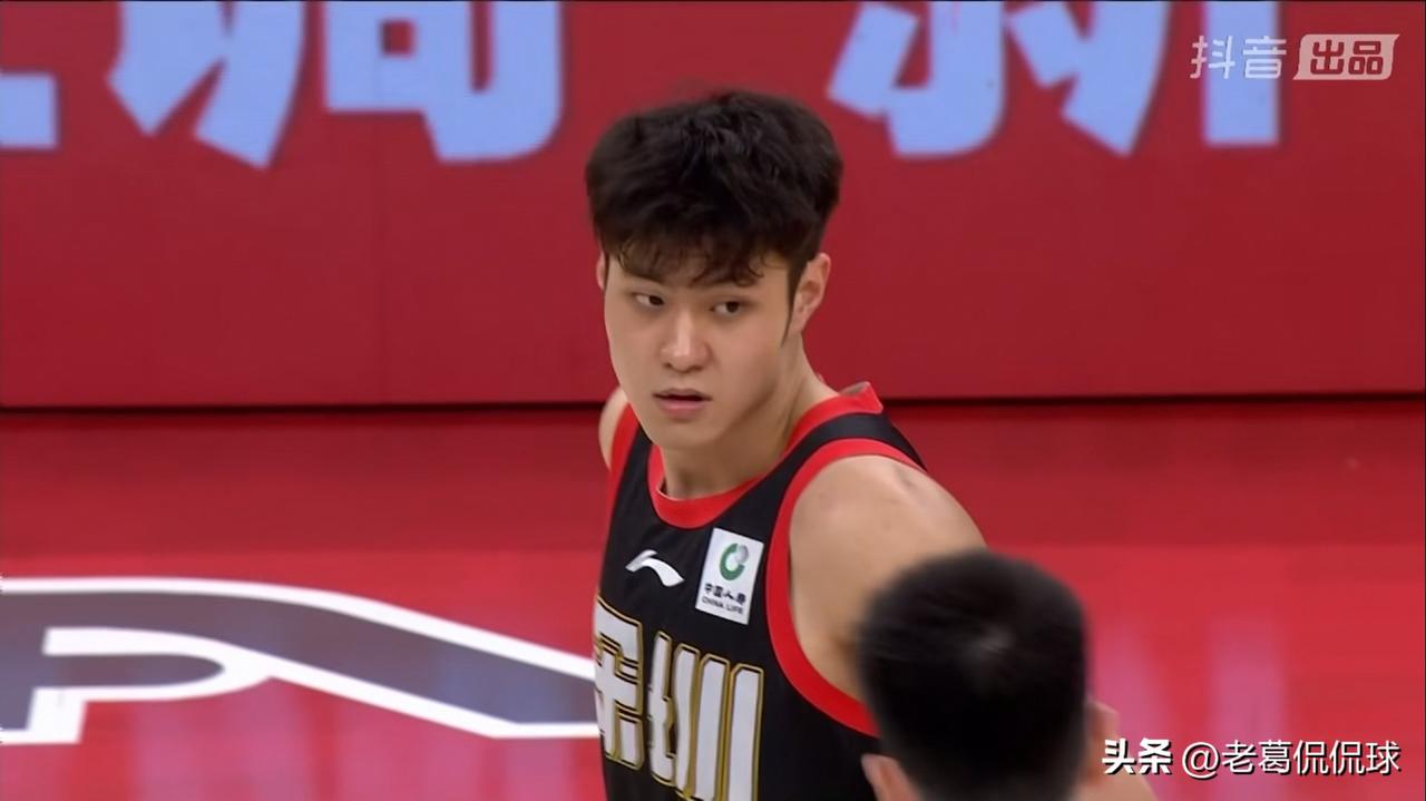 深圳马可波罗球星王浩然真是太不懂事了！在今天深圳马可波罗主场以109：94大胜浙