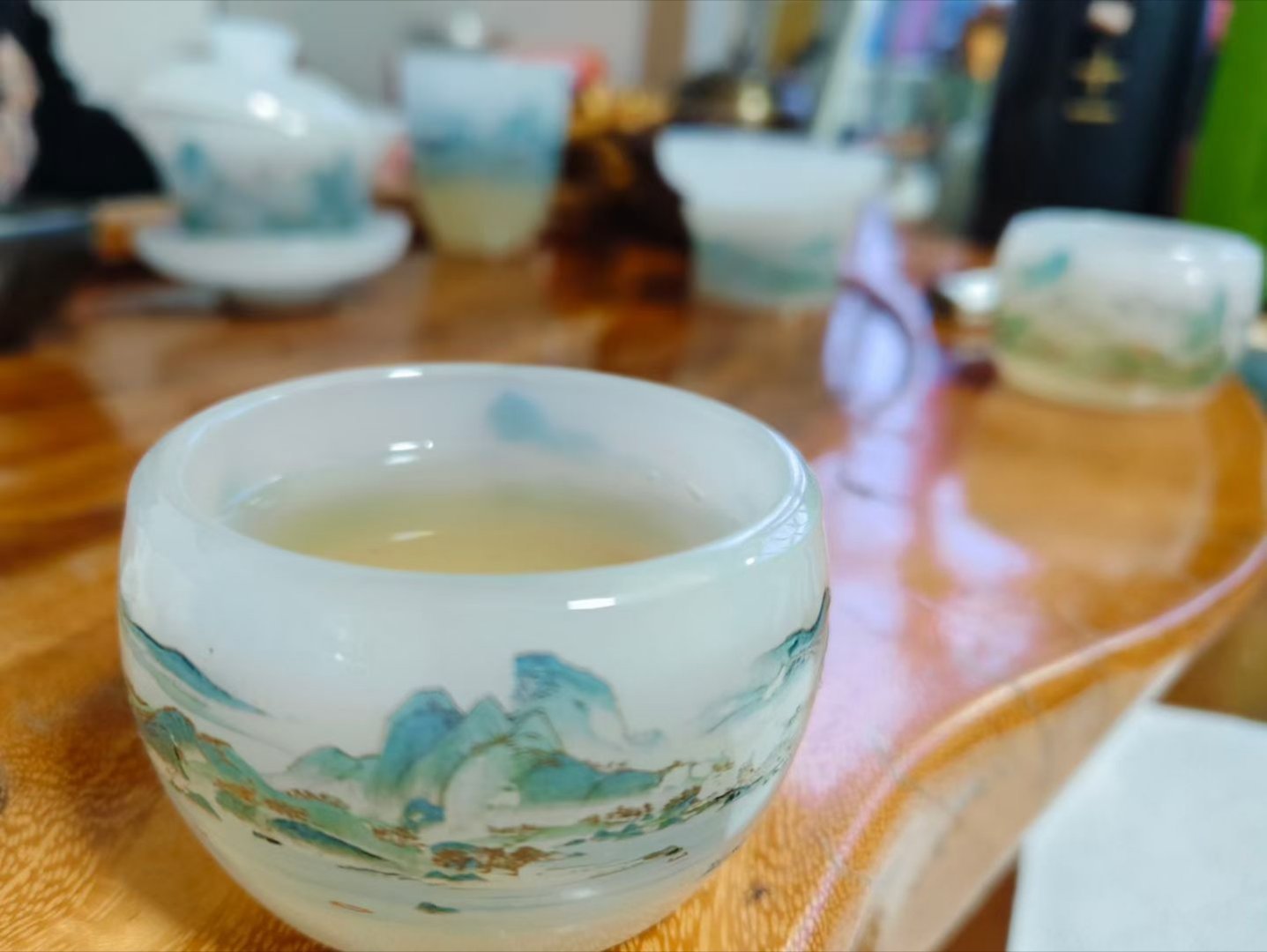 时光匆匆，带走了青涩，留下了故事，晚安 