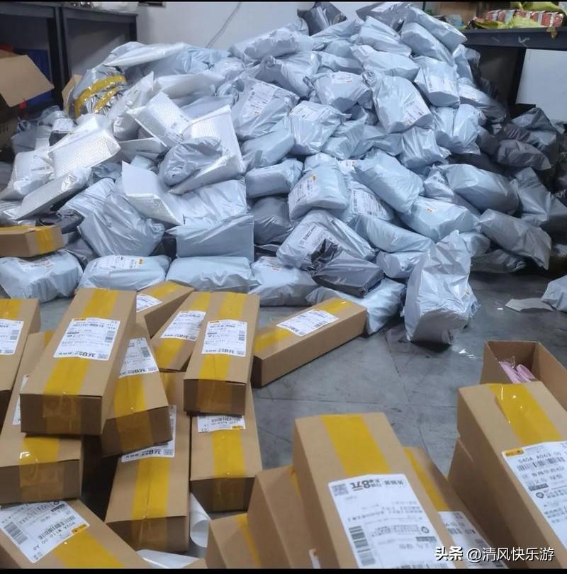 看来今天晚上又要加班了，一个人在家做电商太不容易了。所有活都要亲力亲为，大家别再