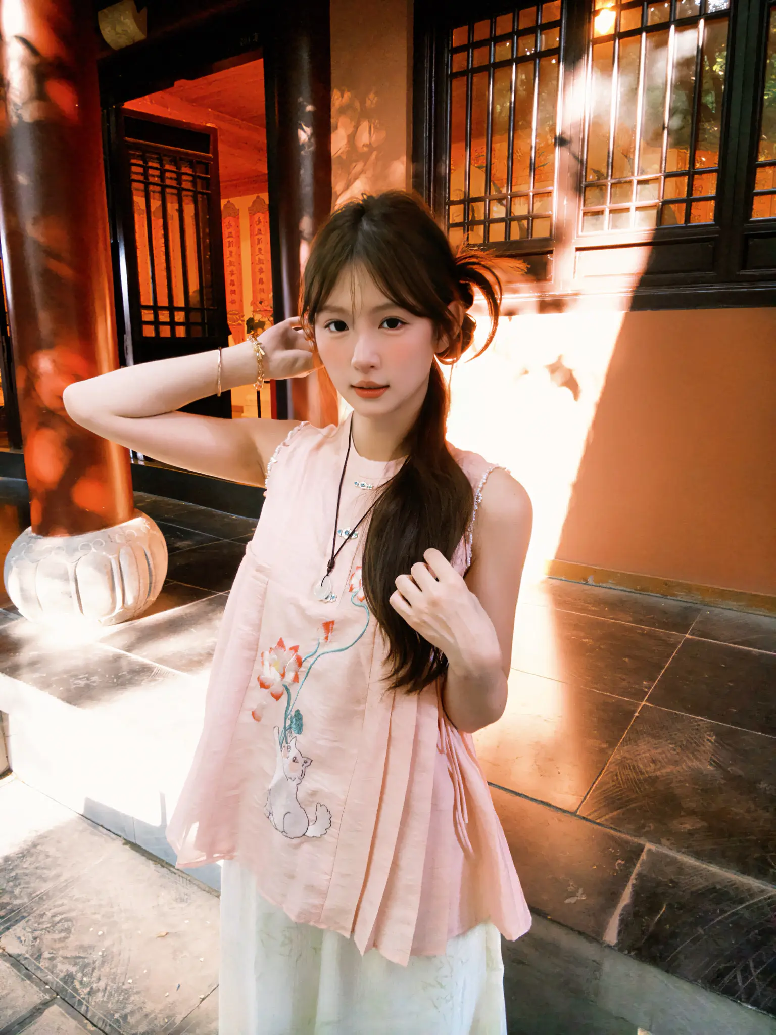 人与人的羁绊本就薄如蝉翼