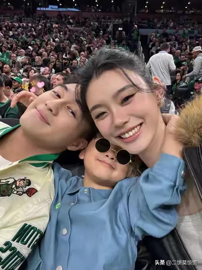 果然有钱人的世界我不理解，
奚梦瑶晒全家合照为6岁儿子庆生，
让人没想到的是，