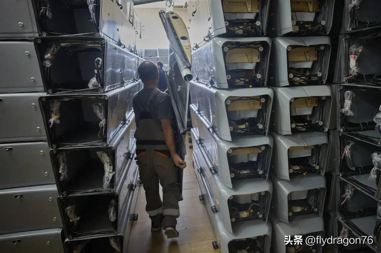 🇳🇱🇺🇦荷兰已向乌克兰拨款3.1亿美元，用于新的军事援助。

这笔2亿美