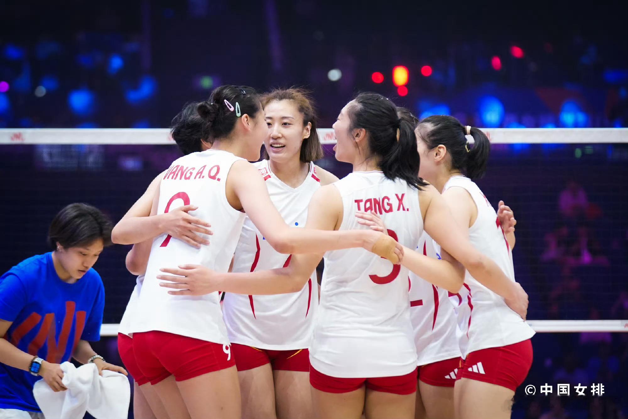 中国女排2比3意大利女排2026世界女排联赛中国香港站，中国女排2-3)19-2