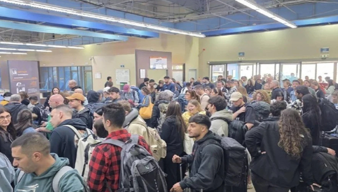 约旦也开始反水了？大批以色列人被滞留机场，这次真的热闹了！这是暗搓搓的报复么？约