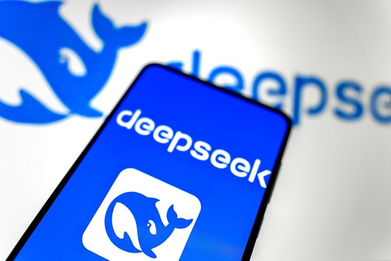 DeepSeek V3.2，说它好用又神一点不夸张。12月1日晚它突然更新上线，