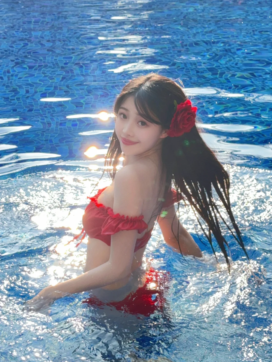 泳池拍照 | 拍到了波光粼粼的水面🧊