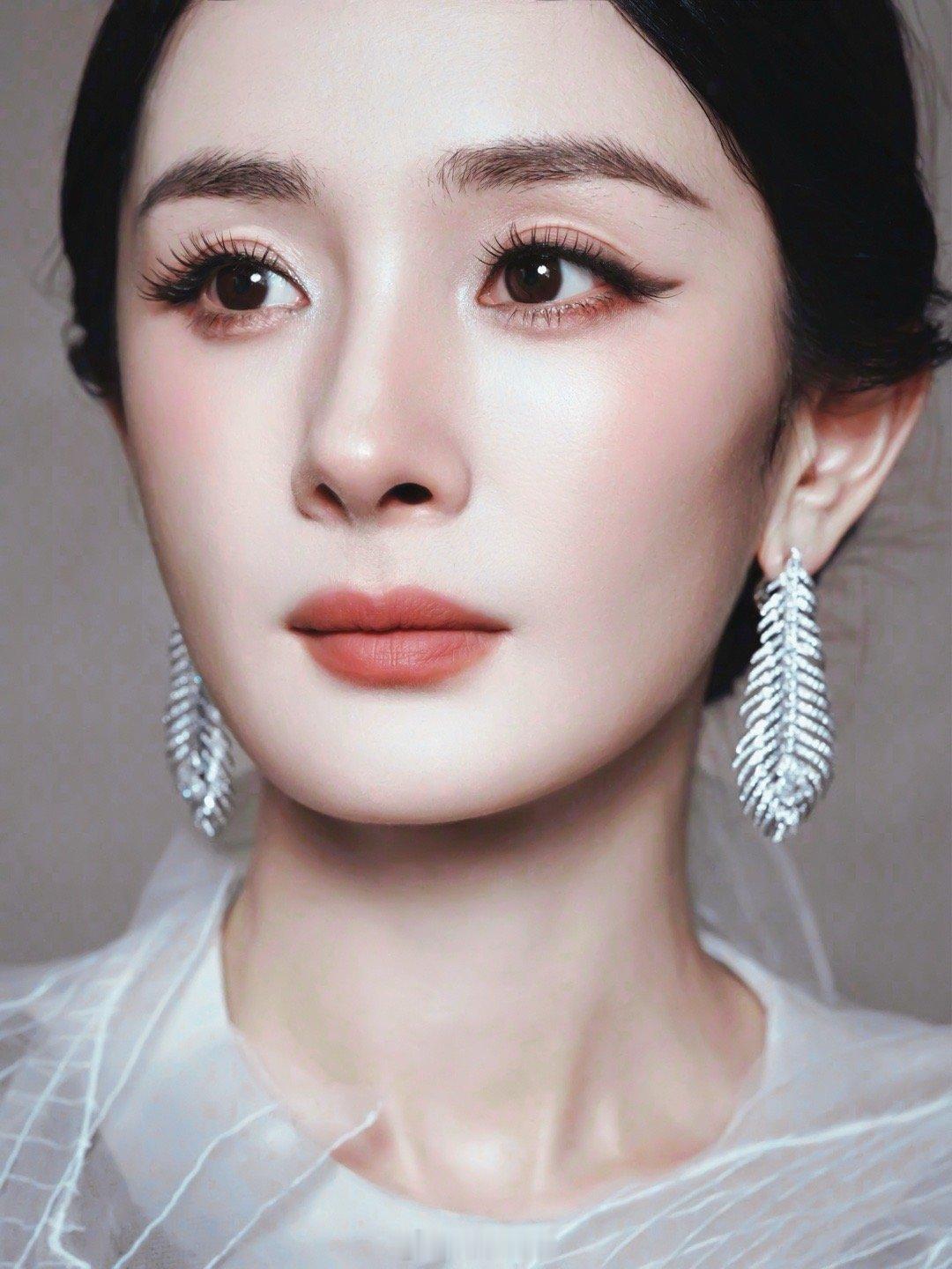 杨幂[舔屏][舔屏][舔屏][舔屏][锦鲤附体][锦鲤附体][锦鲤附体][锦鲤附