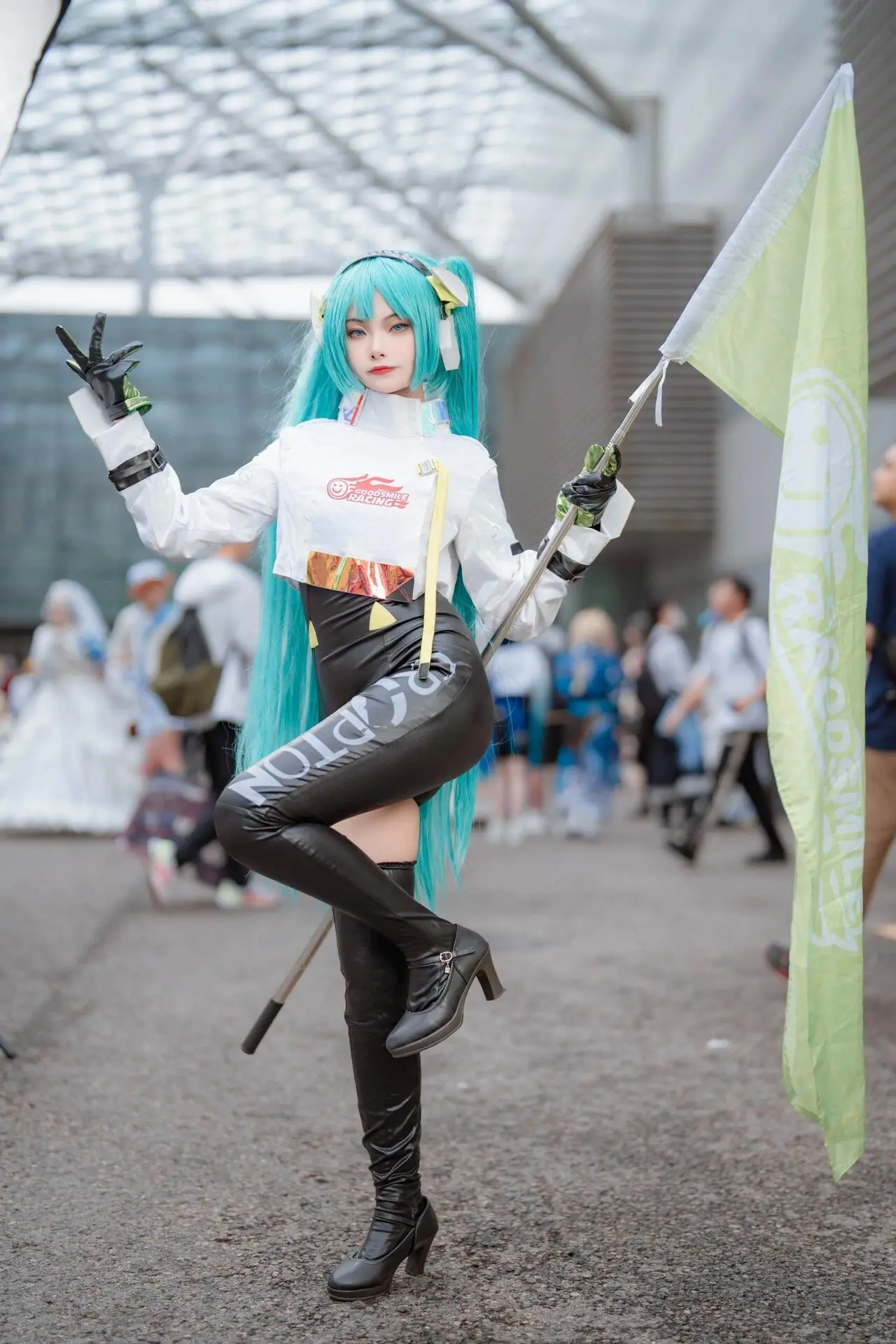 cosplay 初音未来cos 赛车服初音 性感美女 你要怎么抵抗我