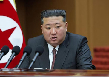 【#朝鲜正式将韩国定义为头号敌国#】据朝中社报道，朝鲜劳动党总书记、国务委员长金