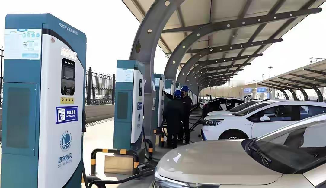 【五一自驾海南，电动车充电桩在哪找？老牛给你列个清单，避免半路趴窝】老铁们，五一