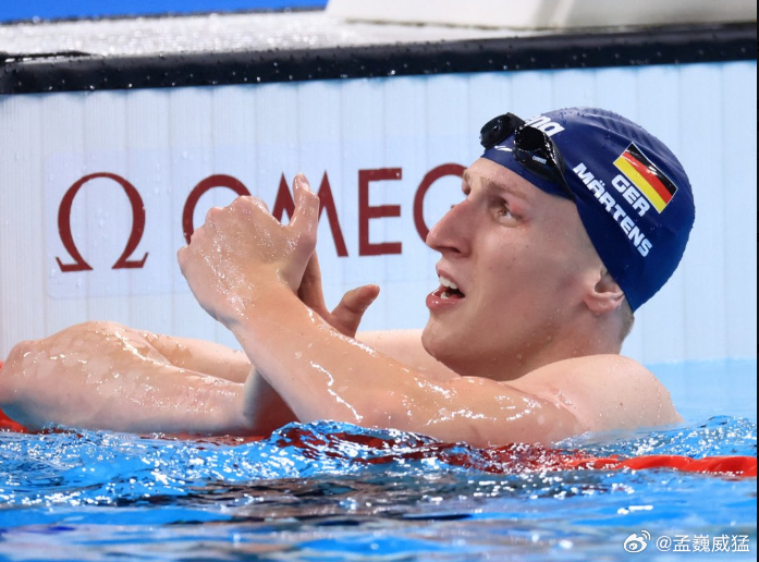 孙杨的亚洲纪录今年或许就要终结 山东19岁猛将状态已全开单挑赢下新科奥运冠军！中
