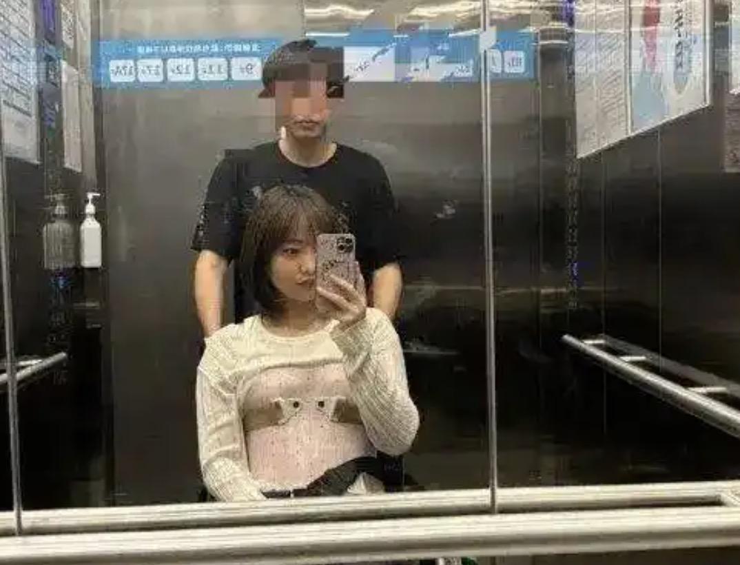 男子违规开车出车祸，导致副驾女友出现截瘫，刚开始时答应会负责到底，结果两个月后人