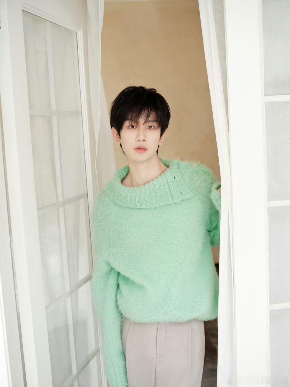 成毅两京十五日cy成毅朱瞻基喜欢你的人很多，不缺我一个。我喜欢的人很少，除你就没