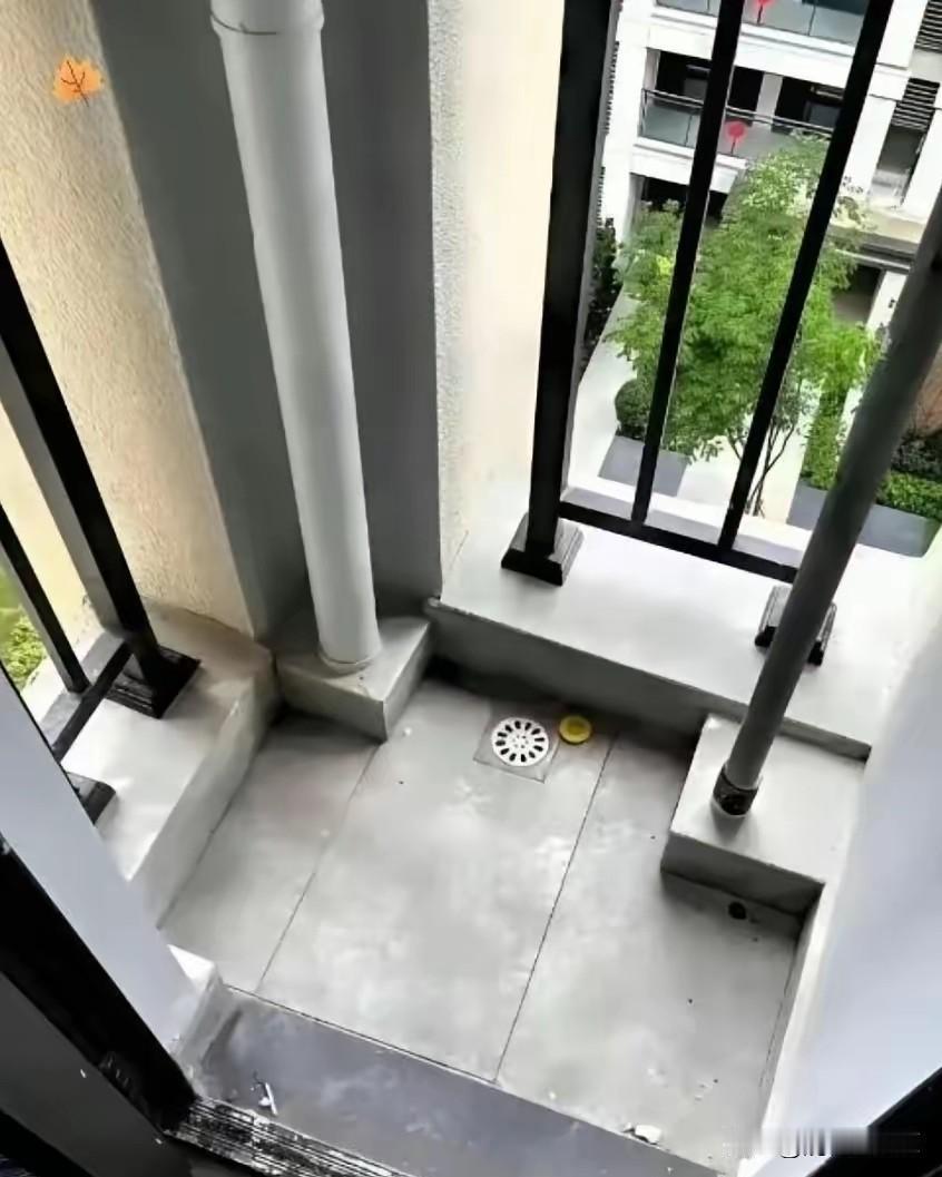 花400万买房子送的迷你小阳台，放啥东西最好？
最近儿子准备结婚，想在长沙大王山