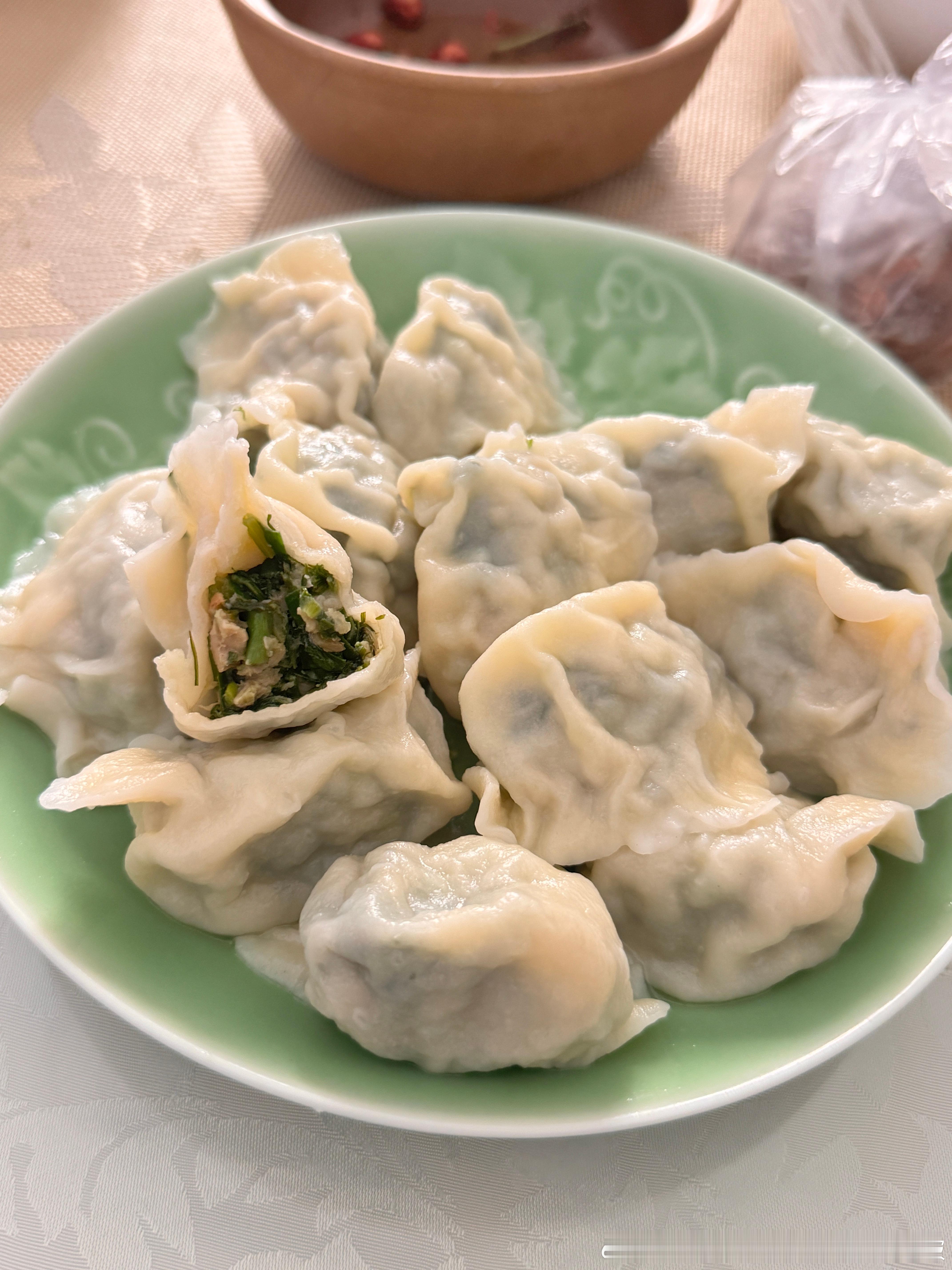 今天的饺子太好吃了。我爱我妈