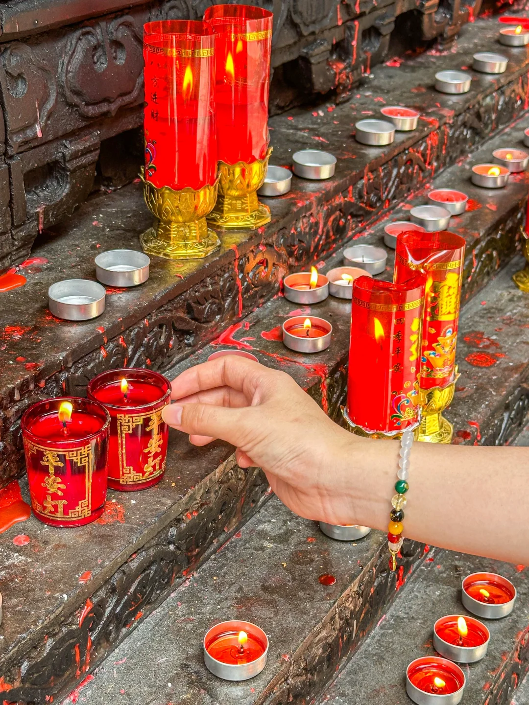 暑期来重庆，怎能错过千年古刹罗汉寺呢？