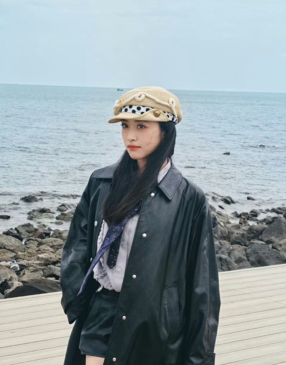 沈月抱着必给大家出图的决心来的沈月：《亲爱的客栈》抱着必给大家出图的决心来的！亲