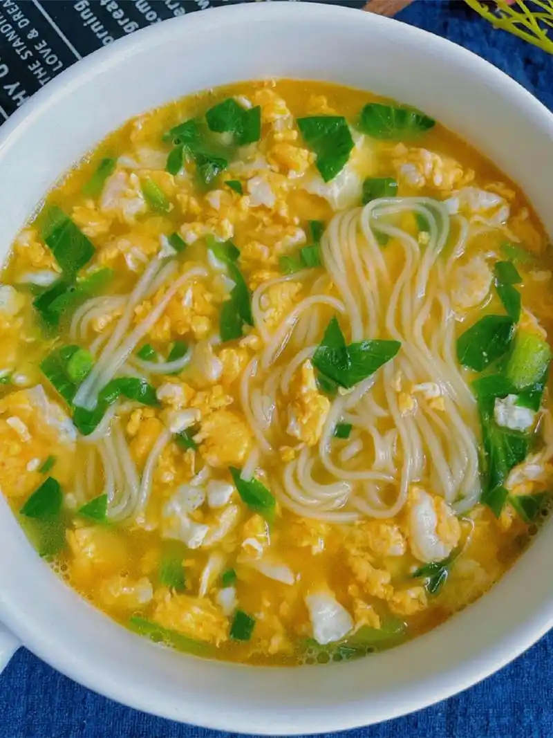 现在的年轻人，谁还开火做饭？全是预制菜、料理包、外卖。玄学上，预制菜是“死火”，