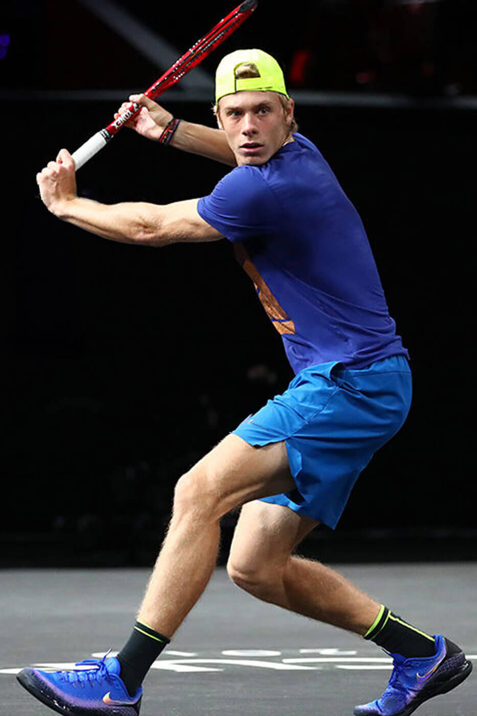 作为卫冕冠军回到达拉斯的沙波瓦洛夫，已经顺利打进四强。作为如今巡回赛里已经不多的