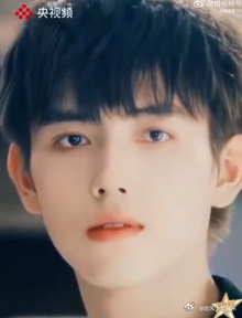 陈飞宇 演什么像什么是观众说了算 看完陈飞宇的采访，真的被他的真诚打动了！他说“