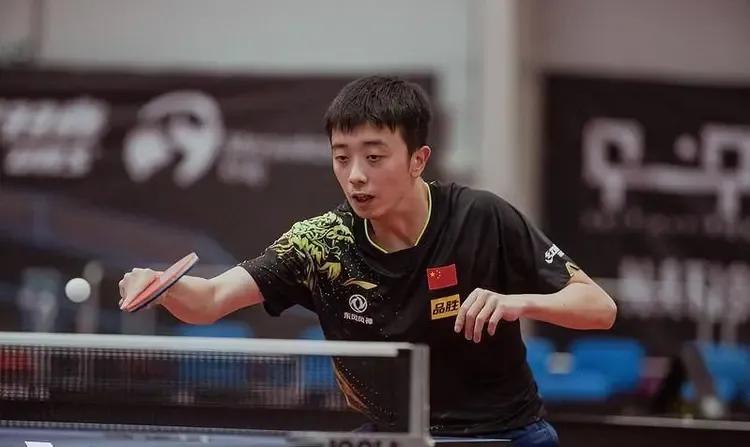 陈垣宇1-3不敌吴晙诚，委员晋级男单16强！

9-11 ，8-11，11-9，